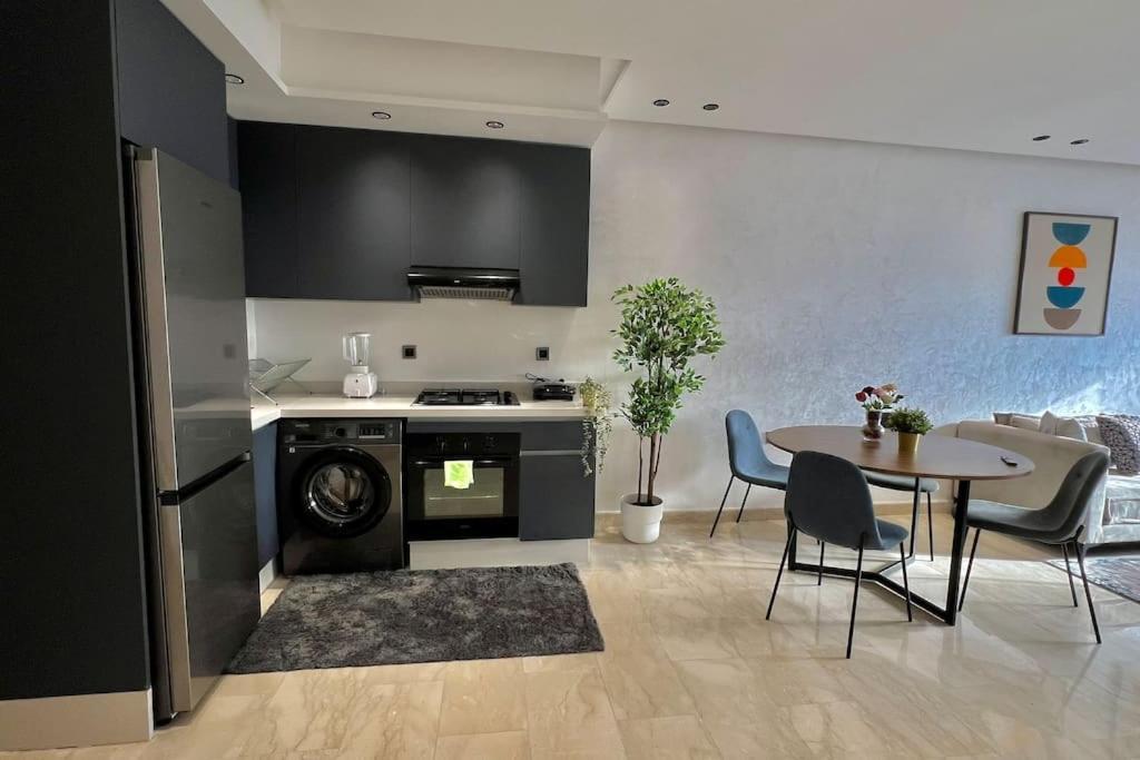 Apartment Luxe A Bourgogne 10 Min A Pied De La Corniche Casablanca