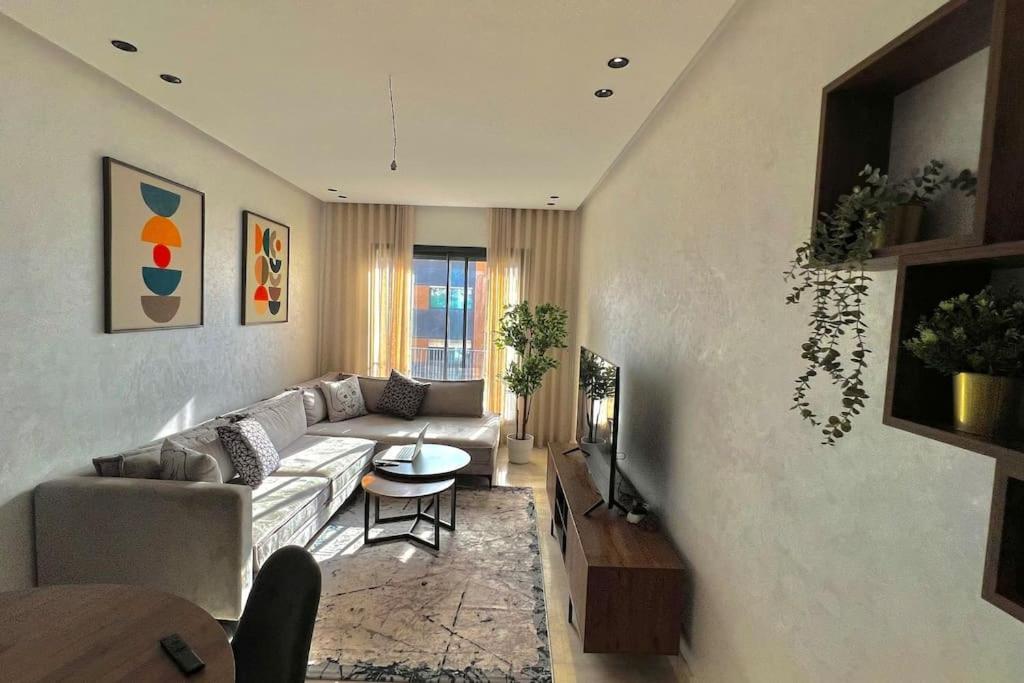 Luxe A Bourgogne 10 Min A Pied De La Corniche Apartment