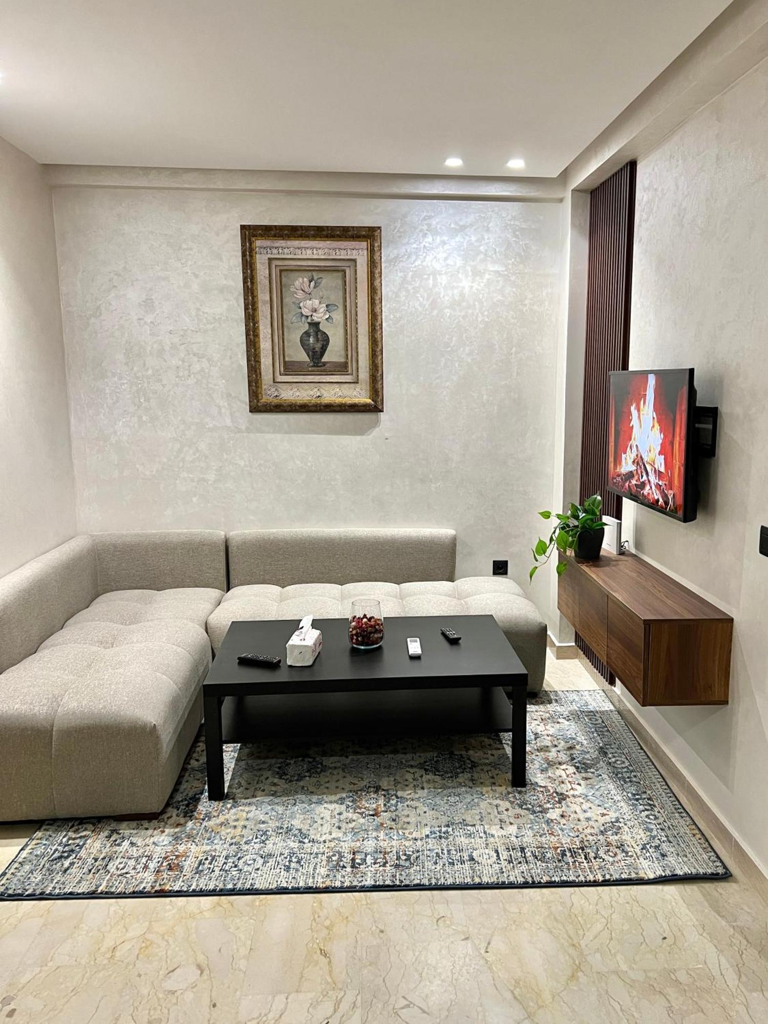 Luxe A Bourgogne 10 Min A Pied De La Corniche Apartment *